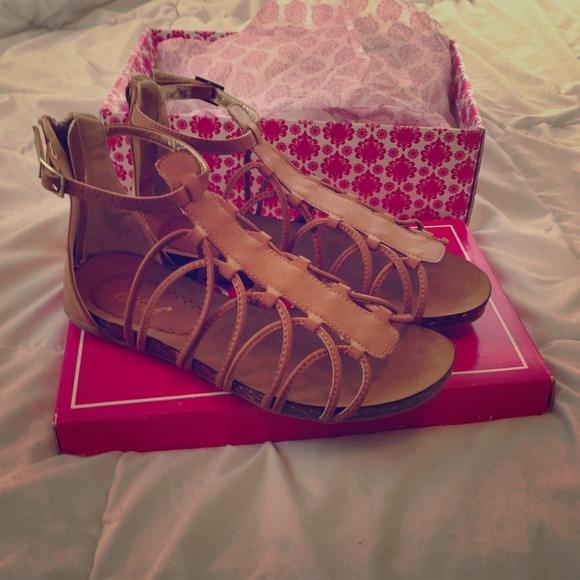 Bohemian Vegan Leather Sandals, perfect 4 spring!