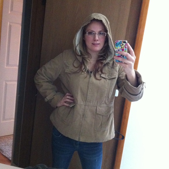 Coat - Picture 2 of 4