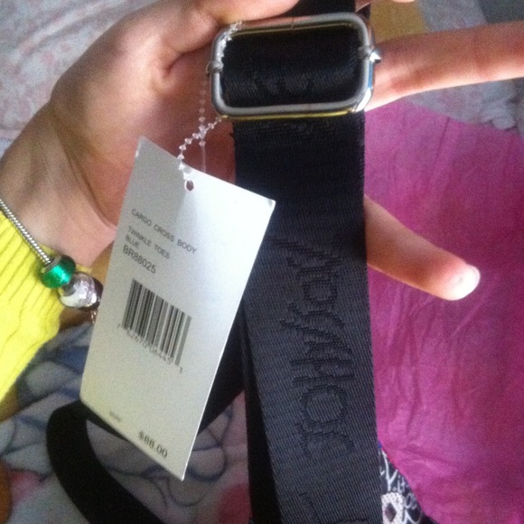 🔶TRADED🔶 Betsey Johnson Crossbody Bag NWT $88 - Picture 3 of 4