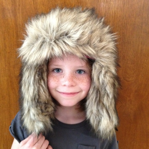 NWOT Super warm, furry hat