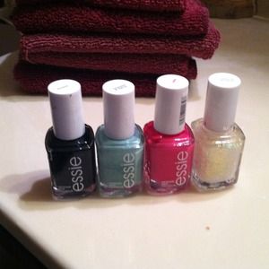 Set of 4 Essie nail polishes and blue v neck BNDLE