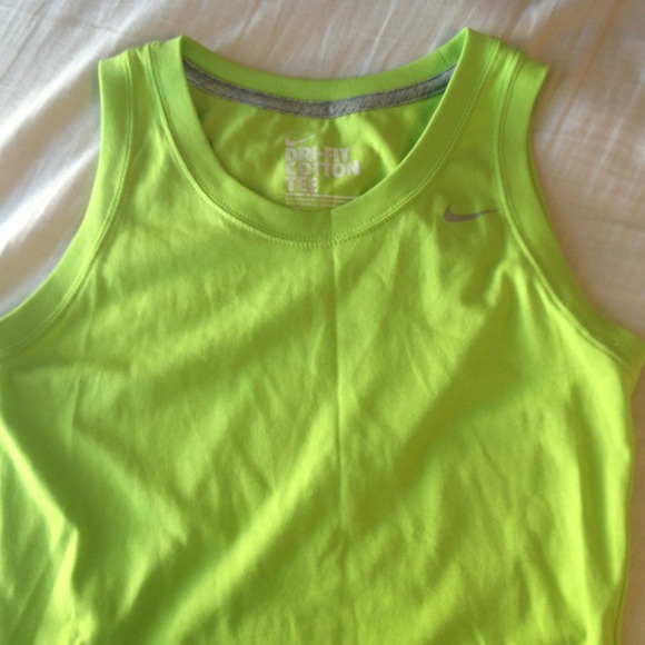 ❌SOLD❌Nike Cotton Tee