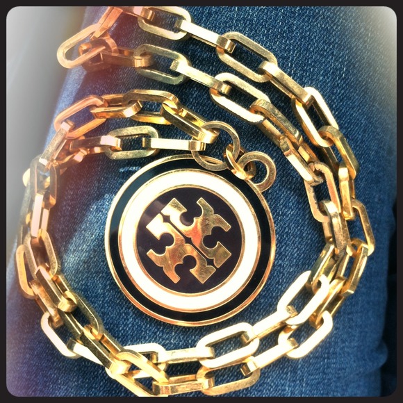 🎉HP🎉Tory burch necklace