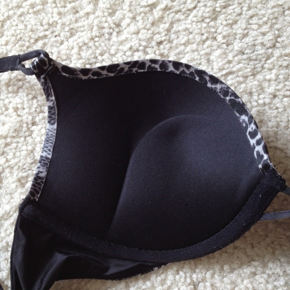 Sold❗Bombshell VS Bra - Picture 3 of 3