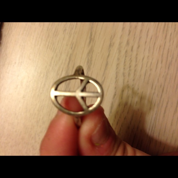Peace ring