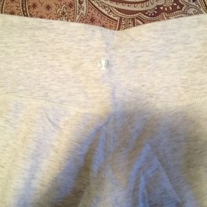 Lululemon reversible organic cotton crops