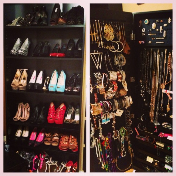 Welcome to my closet 😋