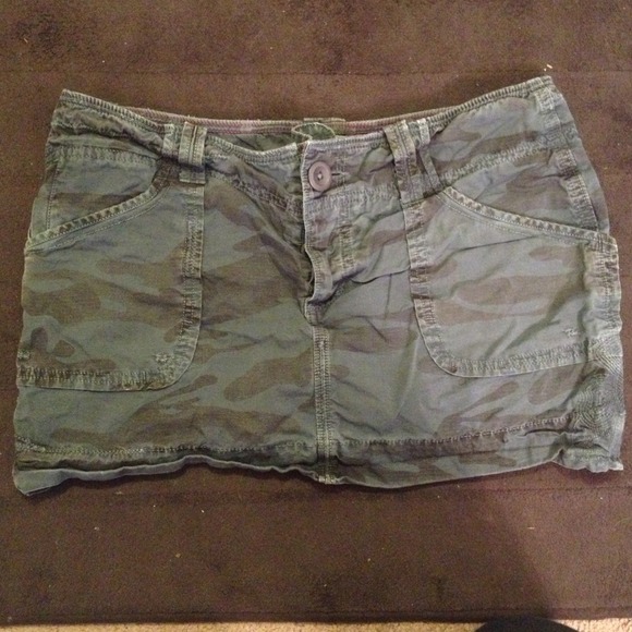 American Eagle camouflage skirt!