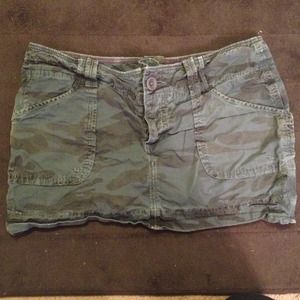 American Eagle camouflage skirt!