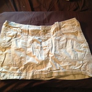 American Eagle khaki skirt!