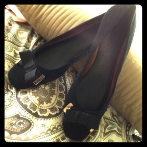Black banana republic flats