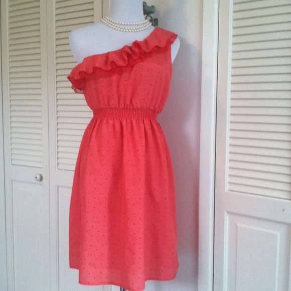 Flirty Single Ruffle Shoulder Dress