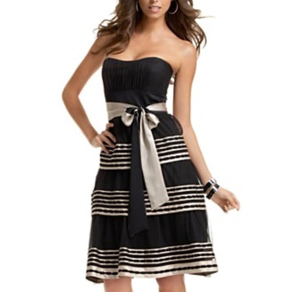 🐯Sold🐯in a bundle to Daylett BCBG Dress