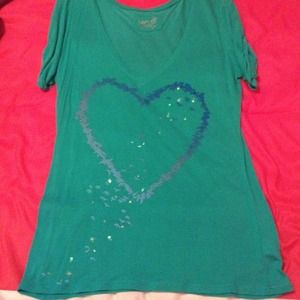 Cute free bird heart tee