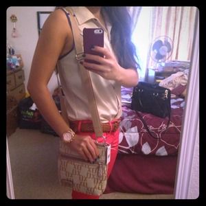 Tan/beige cross body bag