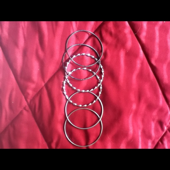 Bangles! - Picture 1 of 1