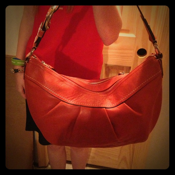 ***SOLD*** Authentic Coach Large Hobo