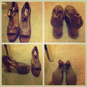 Jeffrey Campbell- Foxy (brown)