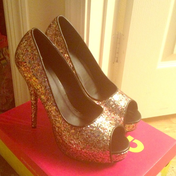 Multi-colored Glam peep toe Stilettos ... Size 9. - Picture 1 of 4