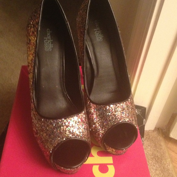 Multi-colored Glam peep toe Stilettos ... Size 9. - Picture 2 of 4