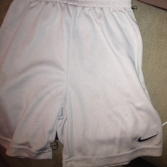 🚫Reserved🚫Nike basketball shorts size 2t