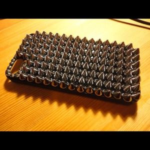 iPhone 5 spikey punk case