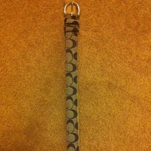 👌REDUCED👌 Coach belt