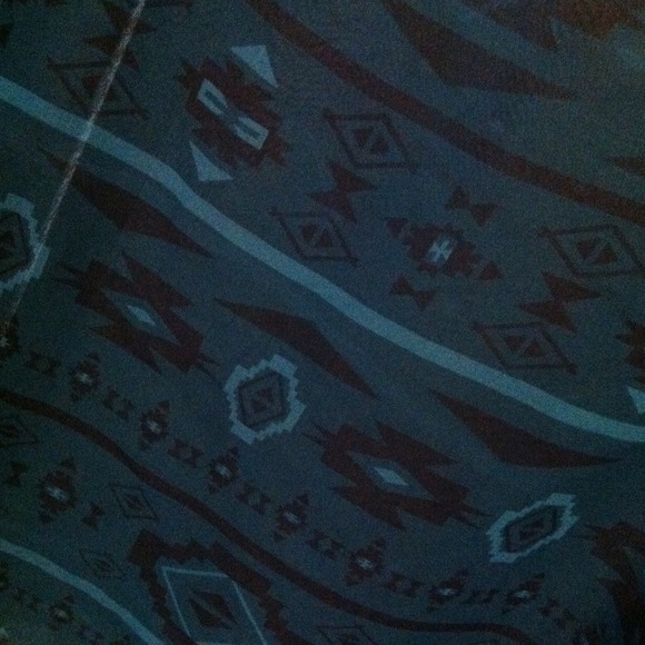 Sheer shirt with blues and cool design. - Picture 2 of 3