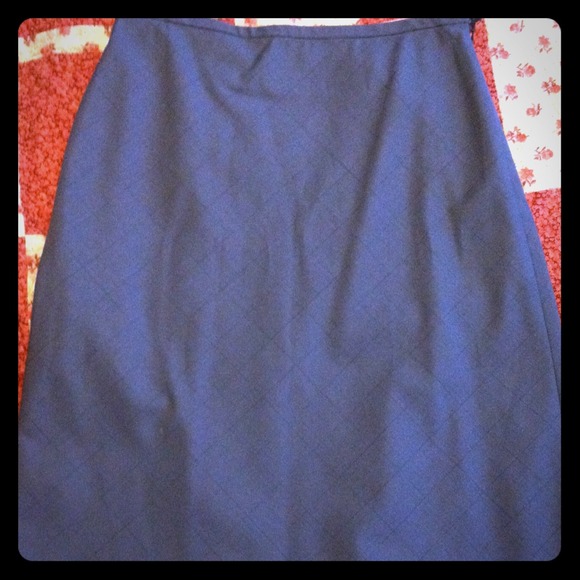 Brooks Brothers knee length skirt!😄