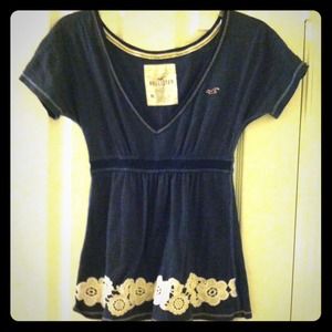 Abercrombie & Fitch top