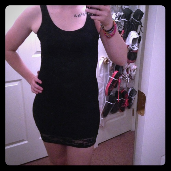 Black lace skin dress - Picture 1 of 2