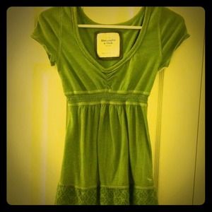 Green Abercrombie & Fitch T-shirt