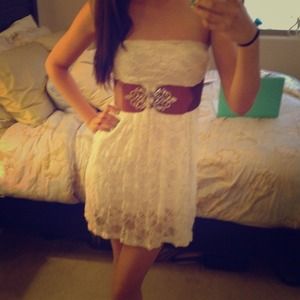 🎈Reserved🎈Strapless white lace dress