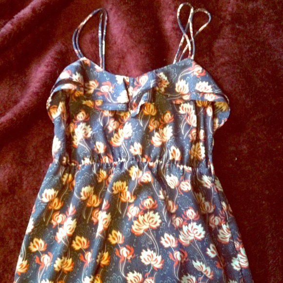 Cute summer dress - Picture 1 of 2