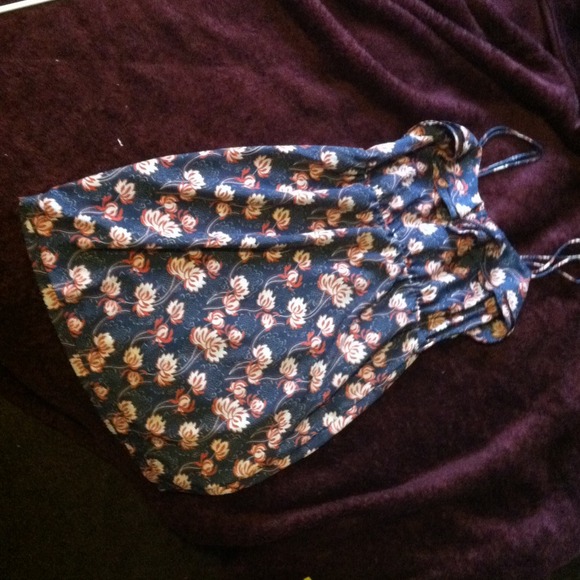 Cute summer dress - Picture 2 of 2