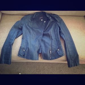 🚫TRADED🚫 no longer available