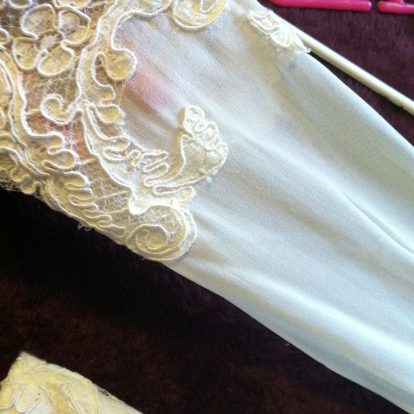 Button up over shirt - Picture 3 of 3