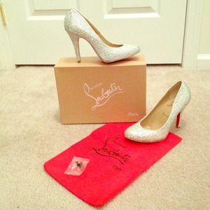 RESERVED UNTIL Friday!!! Christian Louboutin Pumps