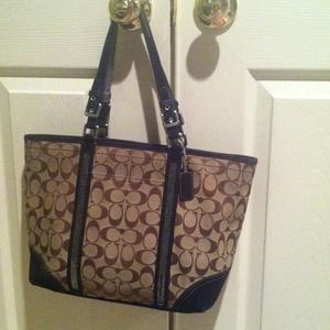 Authentic coach hand bag