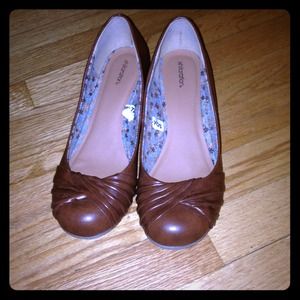 Brown 2 inch wedge shoes