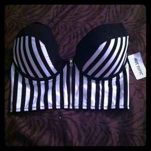 Bra from hot topic