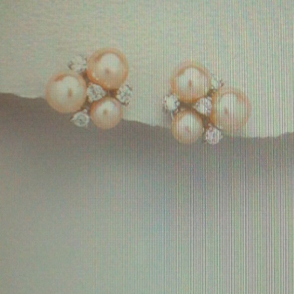 Sterling Silver freshwater peach pearl earrings