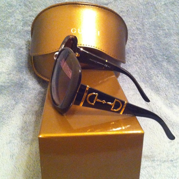 🚫SOLD🚫Gucci Sunglasses 💯%Authentic - Picture 2 of 4