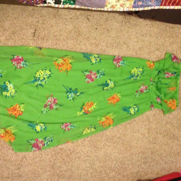 Green floral design maxi dress - Picture 2 of 2