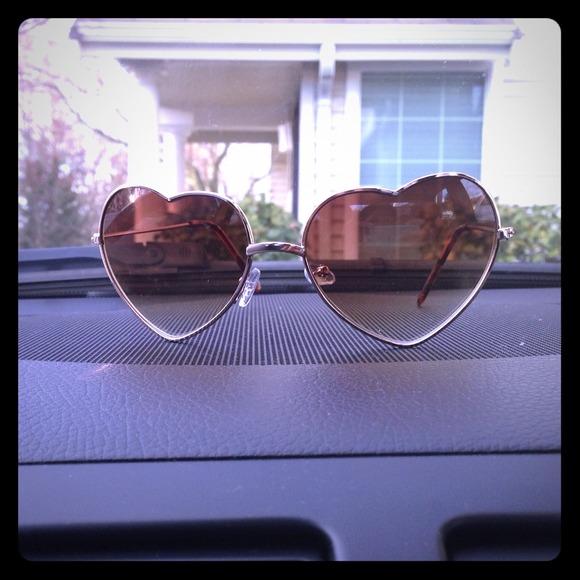 Heart Shaped Sunglasses 😎☀