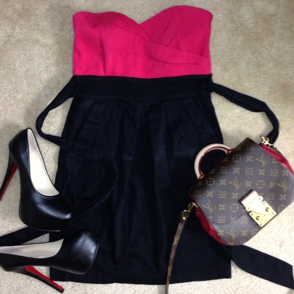 Red-Black Mini Dress - Picture 1 of 2