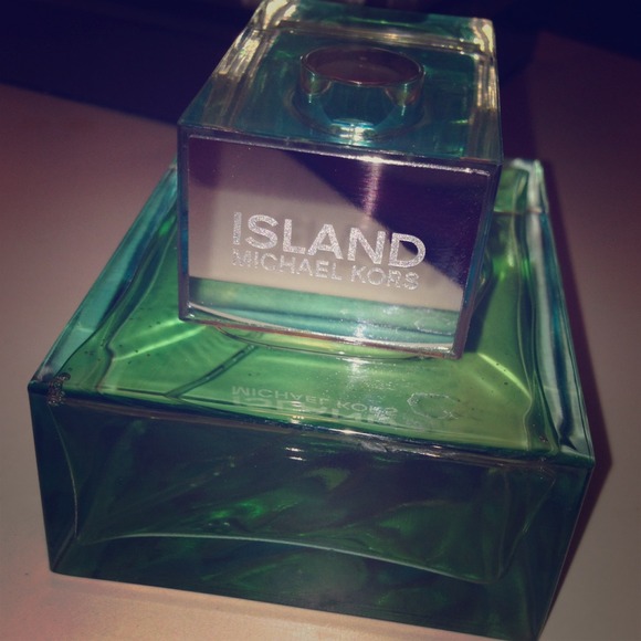 🚫SOLD🚫Island by Michael Kors perfume