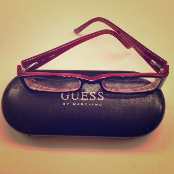 Guess glasses
