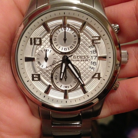 Guess (Authentic) Mens Watch
