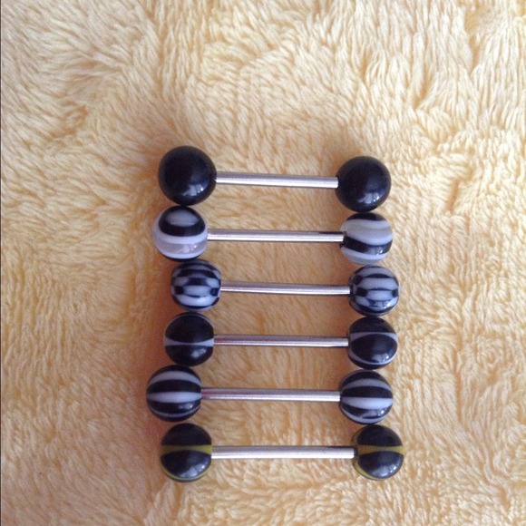 Black tongue Rings